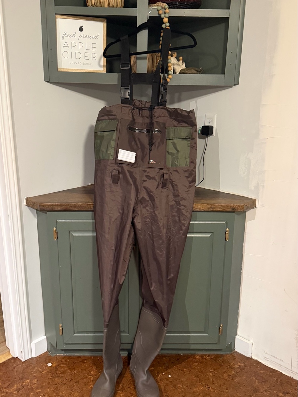 Men's Brown Chest Waders with Olive Pockets and Adjustable Suspenders